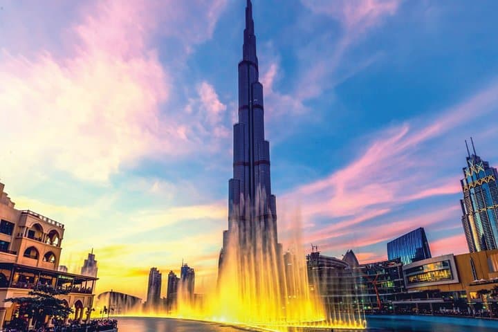 Burj Khalifa Tickets at the top (Level 124 and 125)