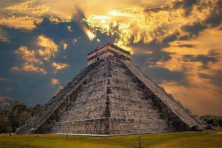 Full Day Tour: Chichen Itza & Cenote