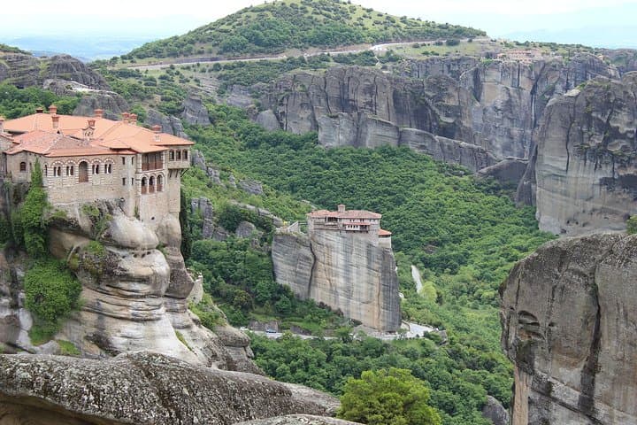 Award-Winning 2-Day Private Delphi & Meteora Tour