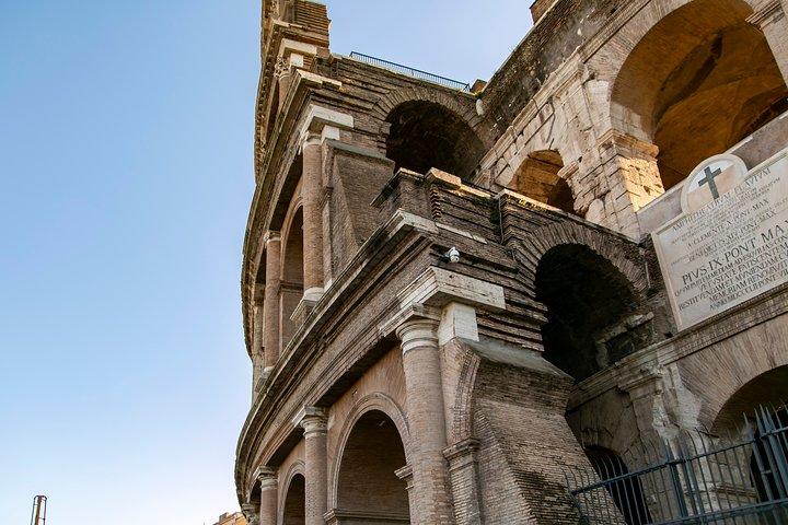 Skip-the-line Tour of the Coliseum Roman Forums Trevi Fountain & City Highlights