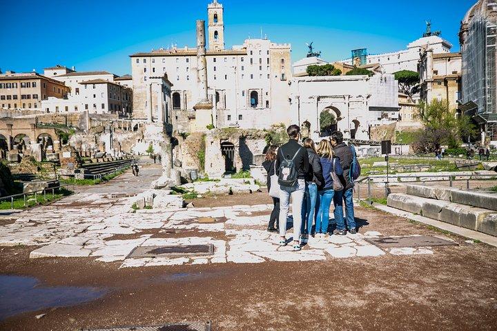 Walking Tour Of Colosseum, Forum and City Highlights including Trevi Fountain