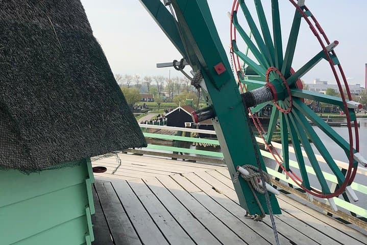 Private tour to Giethoorn, the Windmills, Cheese from Amsterdam
