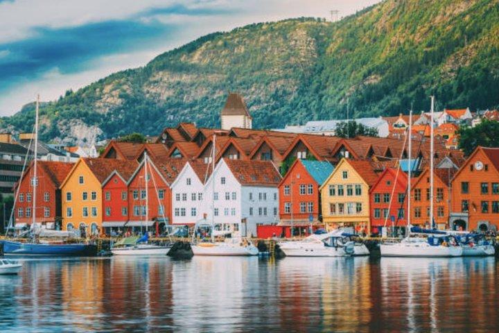 Bergen: Mostraumen Fjord Cruise