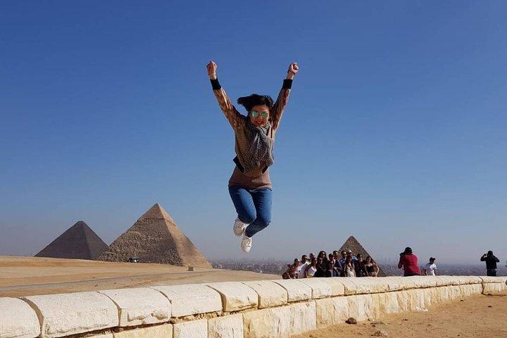 Full Day To Pyramids, Sphinx, Sakkara And Memphis From Cairo (With Lunch)