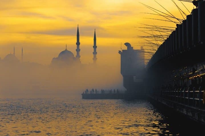Istanbul Private Tour with Official Licensed Guide – Fast Entry