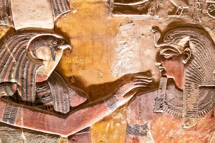 Day Tour Valley Of the kings ,Hatshepsut Temple ,Memnon
