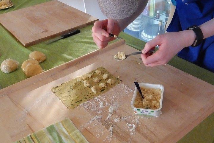 Sono Italiano! Lunch and Cooking Demo in Umbria region Fullday from Rome