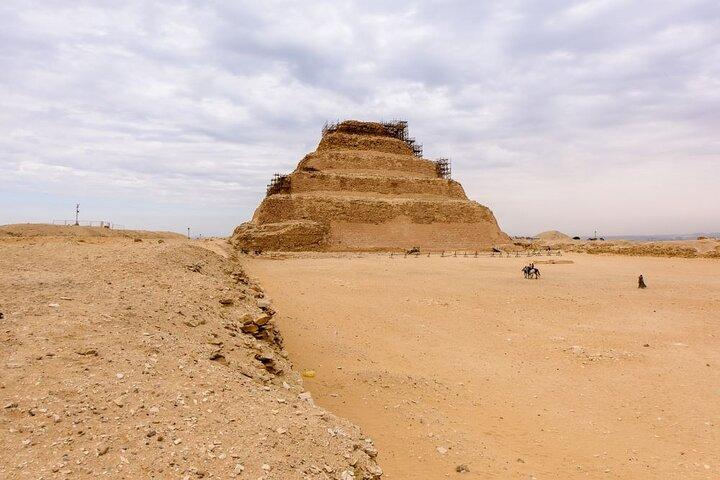 Great Pyramids, Memphis and Sakara Day Tour from Cairo City
