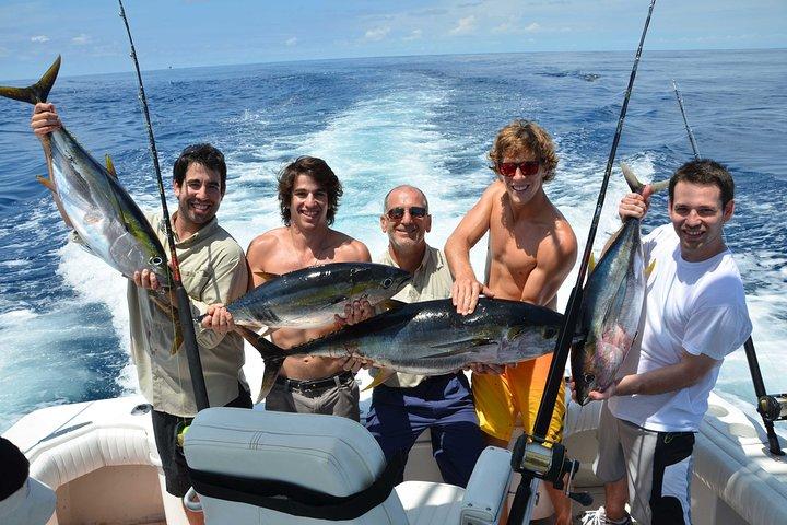 Sport Fishing at the Caribbean Sea. Enjoy an amazing time!