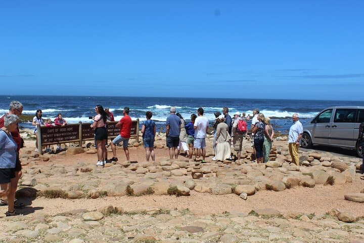 Private Tour from Cape Town To Cape of Good Hope Penguins Plus Wine Tasting F/D