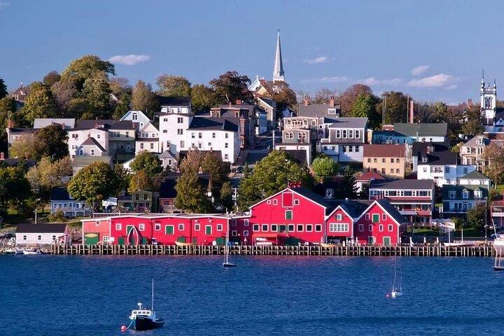 Half-Day Small-Group Tour of Nova Scotia's South Shore