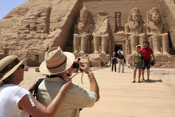 Private Full-Day Abu Simbel Temple Tour from Cairo by Plane