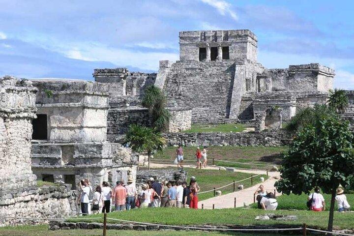 Tour 4X1 Visit Tulum, Coba, Cenote & Playa del Carmen. With lunch