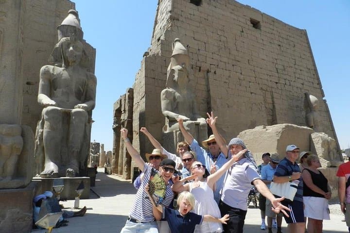 Private Half-Day Tour to Karnak and Luxor Temple with a Guide