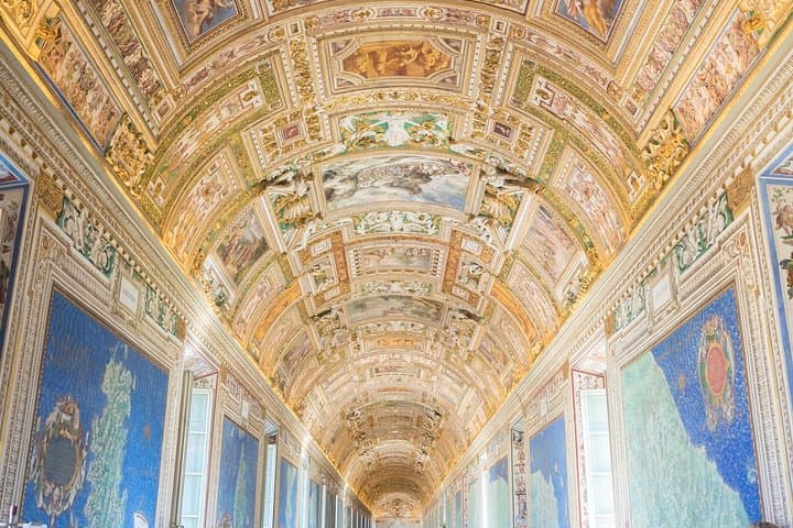 Skip the Line Guided Tour Vatican Museum & Sistine Chapel