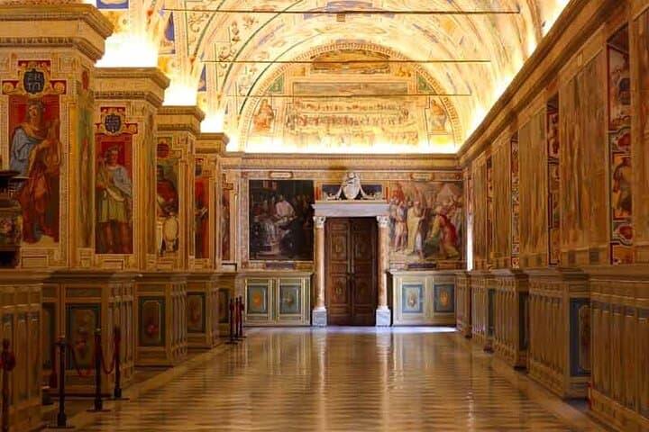 Skip the Line Guided Tour Vatican Museum & Sistine Chapel