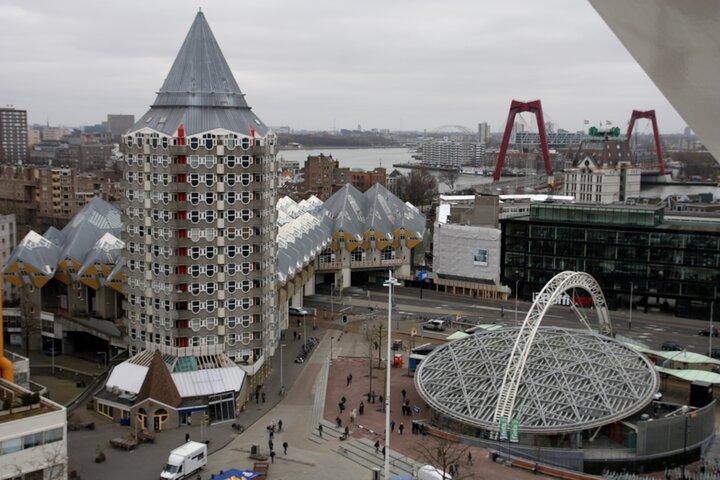 Private architecture tour of Rotterdam