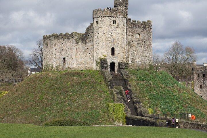 Tudor Cardiff: A Self-Guided Audio Tour