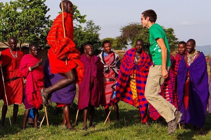 Masai Mara Interactive & Lake Nakuru Safari 4D/3N