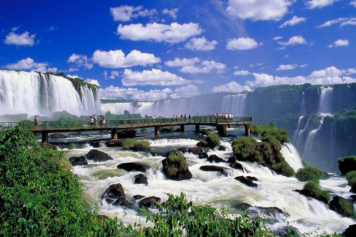 10-Day Trip from Buenos Aires to Iguazu, El Calafate & Madryn
