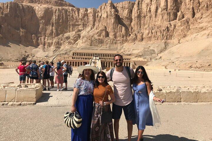 Private Luxor Full-Day Tour To The East and West Banks of The Nile+ Lunch