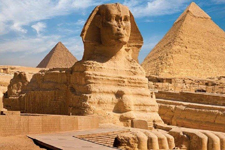 Cairo Pyramids and Alexandria in 2 Days with airport transfers