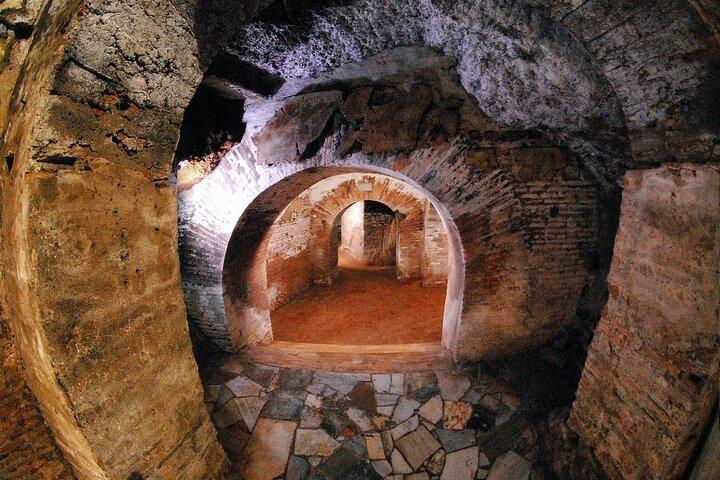 Rome: Small Group Underground Catacombs Tour