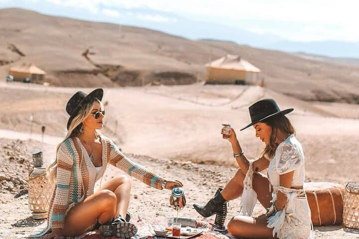 Marrakesh: Agafay Desert Tour with Lunch and Camel Ride