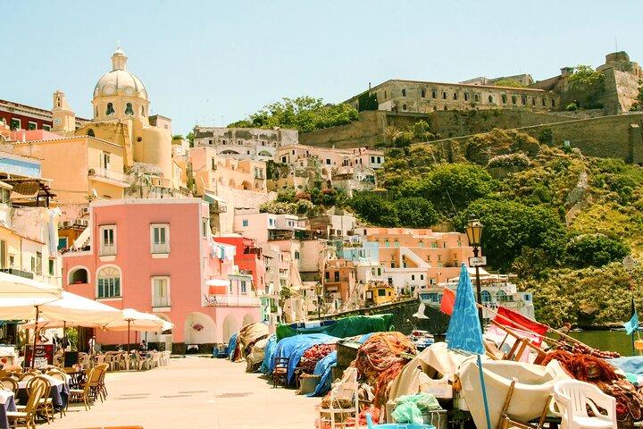 Guided tour of Procida departing from Ischia HD