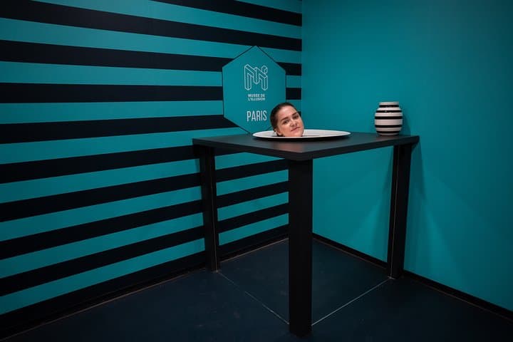 Paris Museum of Illusions Entry Ticket