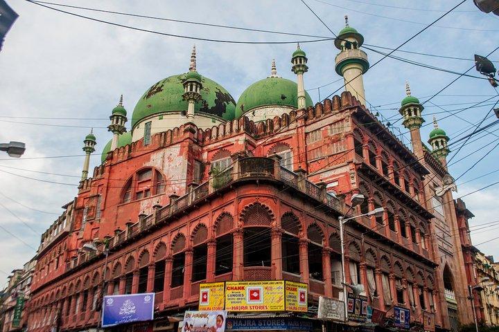 Religions of India Tour in Kolkata (Guided Fullday Religious Places Tour by Car)