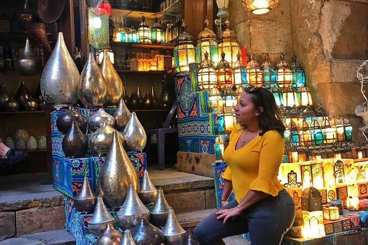 Half-Day Tour of the Egyptian Museum and Bazaars from Cairo