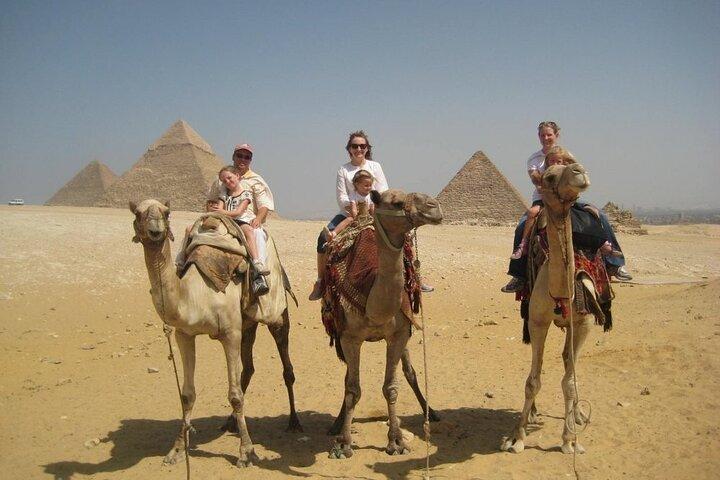 Ultimate private Giza Pyramids Tour: Camel Ride & Lunch Adventure