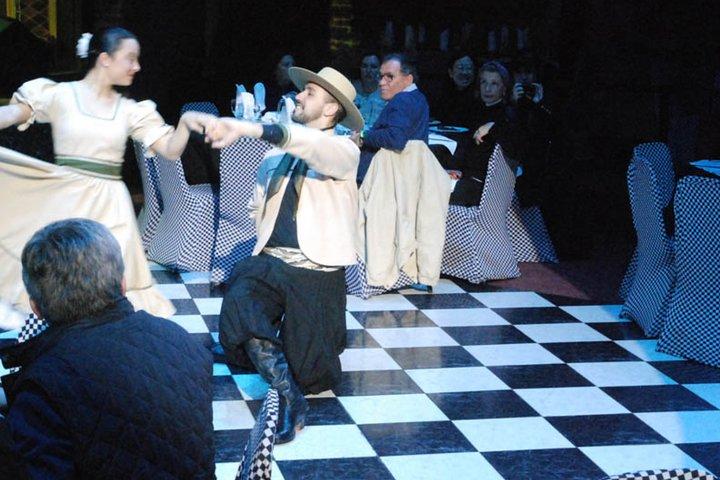 El Milongon Dinner & Show: Candombe, Tango and Folklore