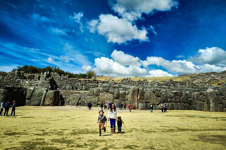 Half-Day Private tour to Sacsayhuaman, Qenqo, Puca-Pucara and Tambomachay