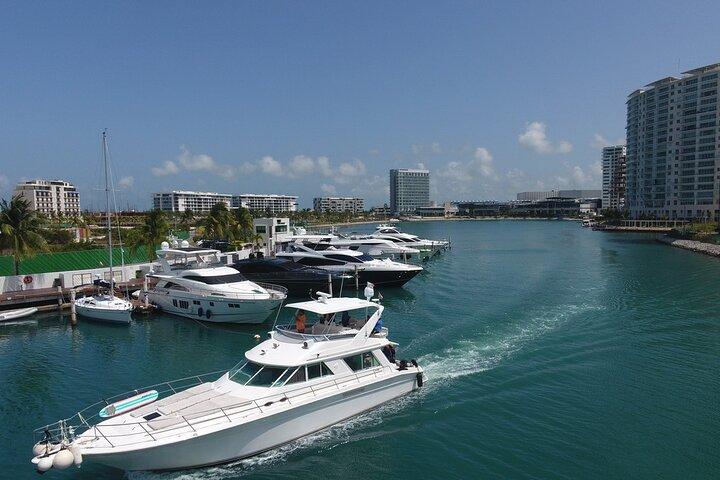Rent a Private Yacht or Boat for 4 hrs from Playa Mujeres -SR55H4