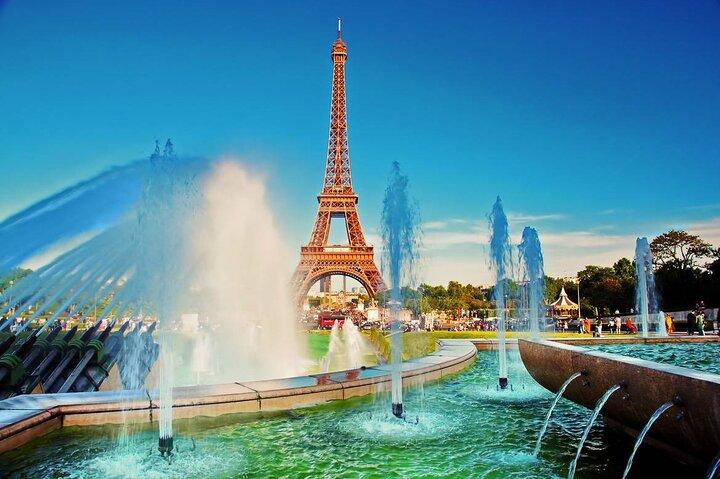 Arrival Transfer from Paris Airport CDG to Paris in Private Car