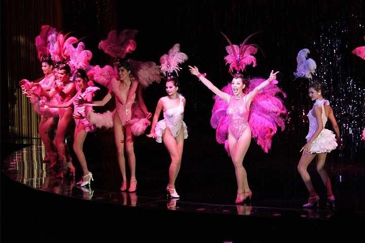 Thai Classical Dance with Thai Set Dinner & Calypso Cabaret Show