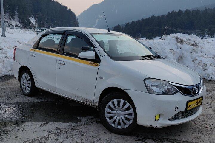 Private Round-trip Transfer from Srinagar to Gulmarg