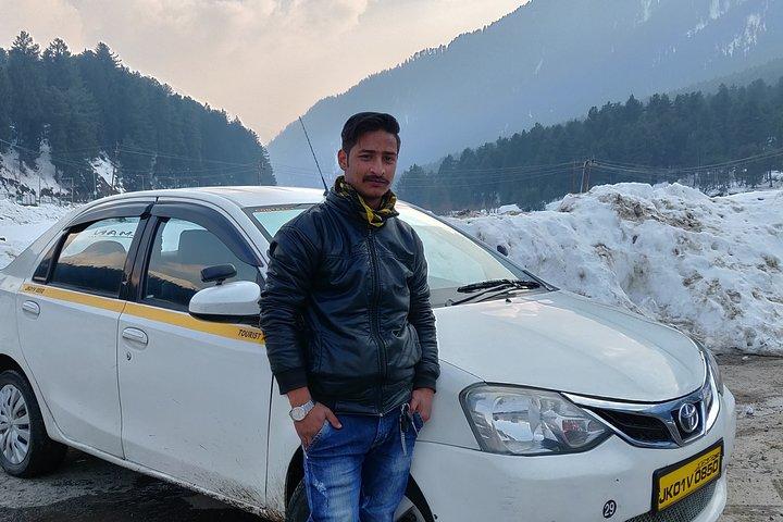 Private Round-trip Transfer from Srinagar to Gulmarg