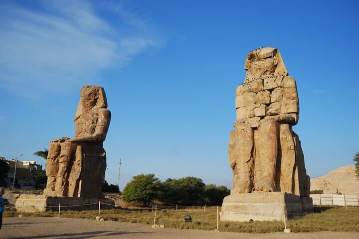private tour to west bank of luxor and lunch