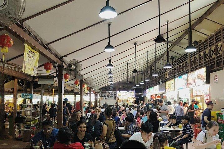 Singapore Hawker Centre Tours with a Local Foodie: 100% Personalized