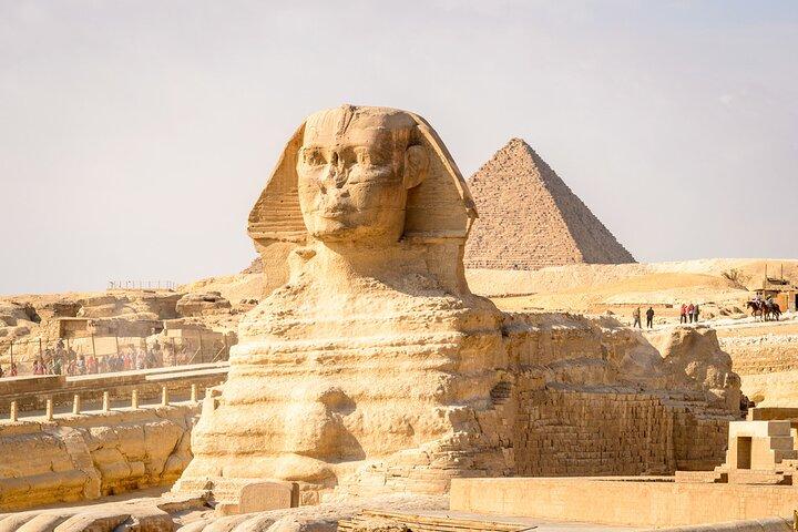 Cairo Giza and Luxor in Two Days in including Domestic flight