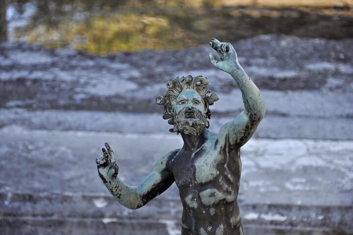 Pompeii & Herculaneum Exclusive Private Tour with Archaeologist