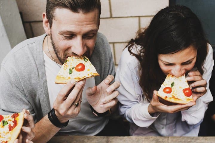 Pizza Walking Tour in Manhattan with Friendly Local Guide