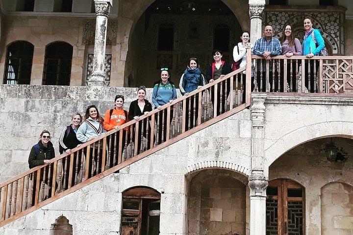 Beirut to Beiteddine and Deir El Qamar: Daily Tours