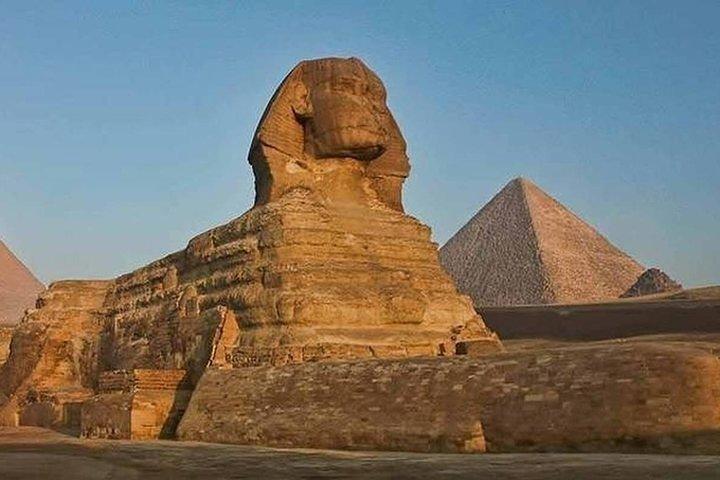 Stopover Tour from Cairo to Pyramids Sphinx - Citadel Alabaster Mosque Egypt Museum and Khan el Khalili with Lunch