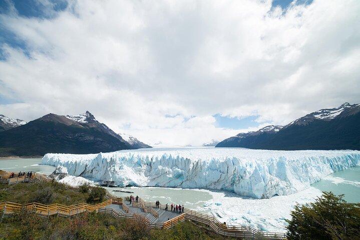 Shared transfer minibus Puerto Natales (CL) to El Calafate (ARG)
