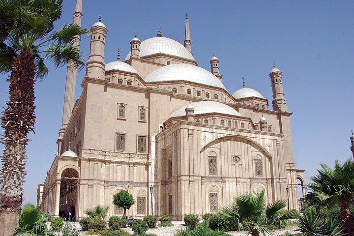 Private Islamic Cairo and Tannoura Sufi Dance Show In Wekalet el Ghouri