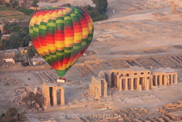 Sunrise Hot air balloon ride